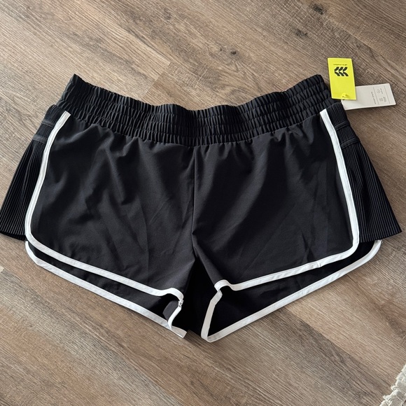 all in motion Pants - Black Women's Athletic Shorts All in Motion